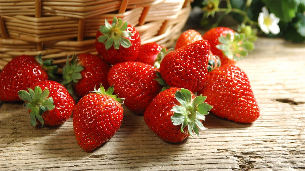 草莓2.jpeg